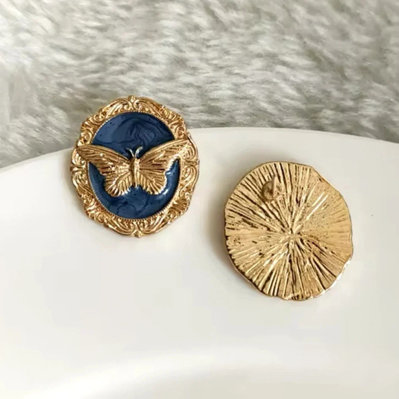 Vintage Blue Butterfly Gold Earrings - Picture 3 of 5
